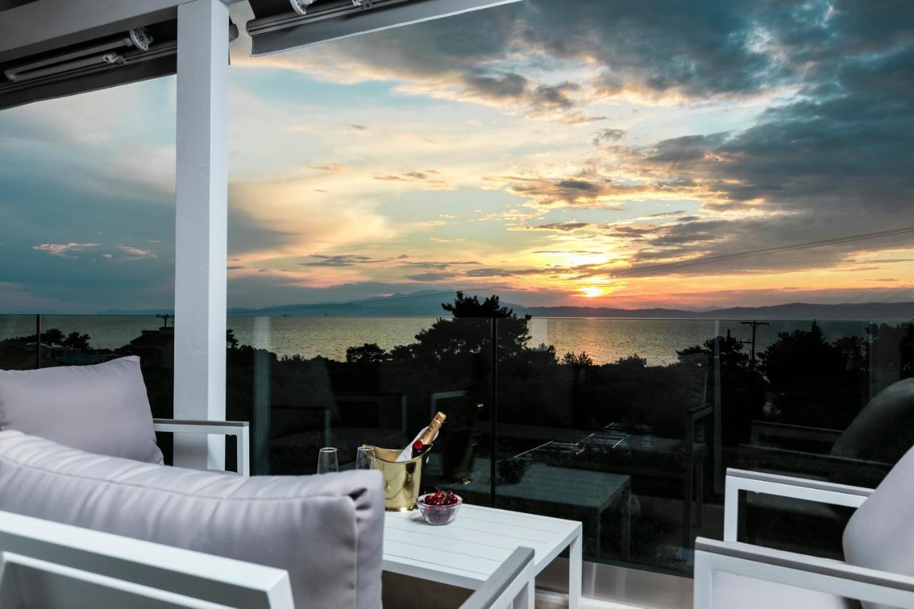 Pachis Escape Suites Zewnętrze zdjęcie