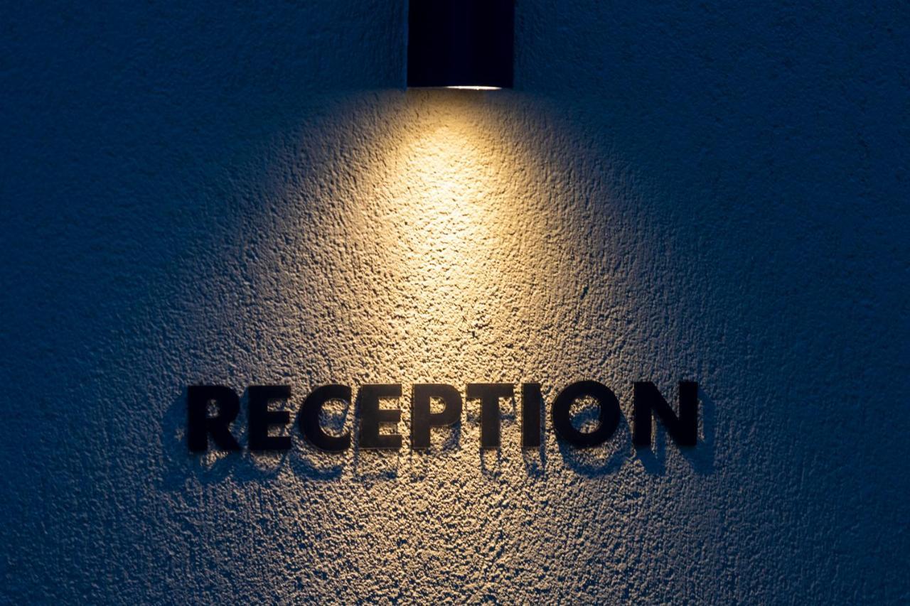 Pachis Escape Suites Zewnętrze zdjęcie