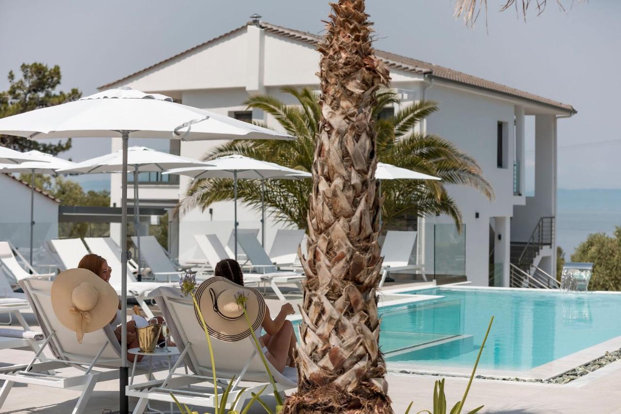 Pachis Escape Suites Zewnętrze zdjęcie