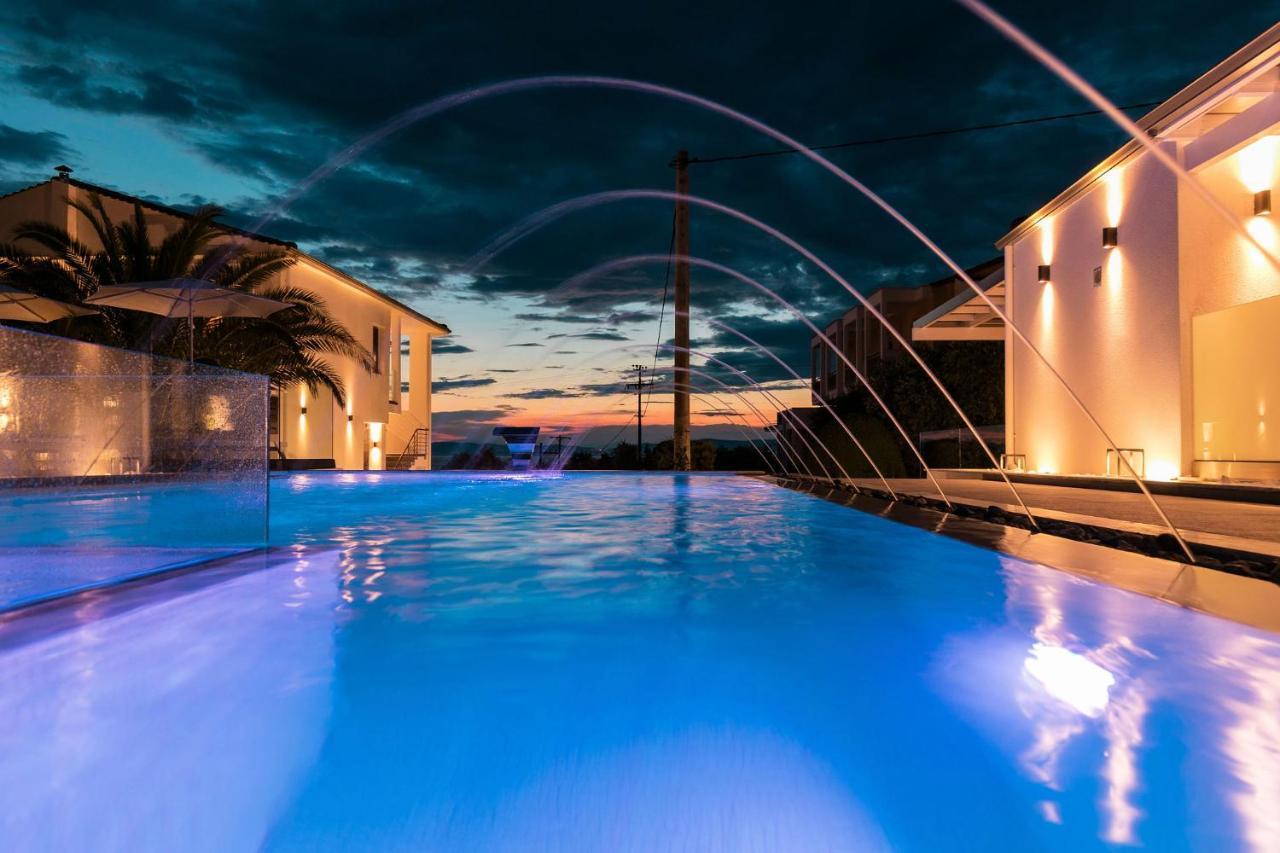 Pachis Escape Suites Zewnętrze zdjęcie